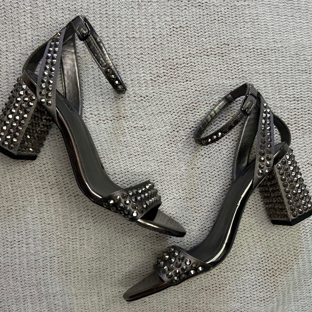 Carvela Kurt Geiger silver studded platform heels (39)